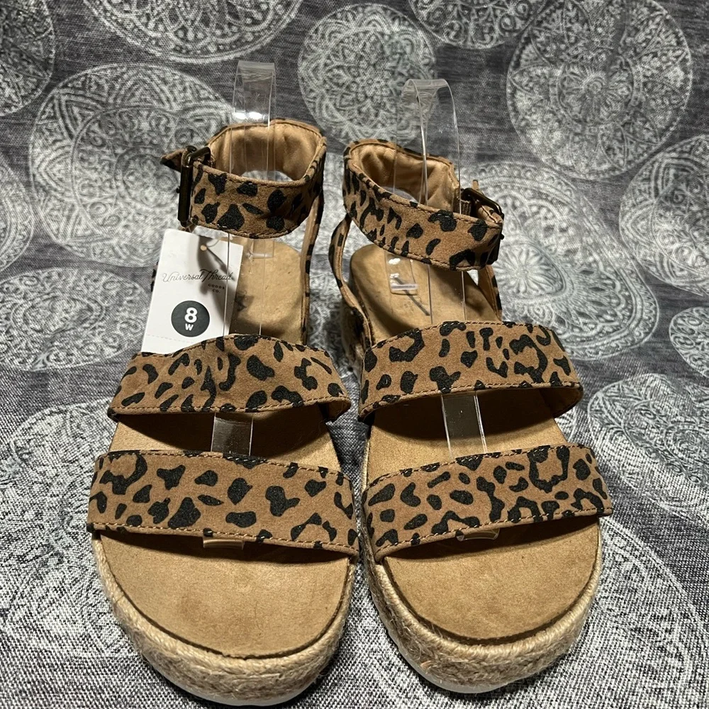 Universal Thread Tan Leopard Espadrille Sandals